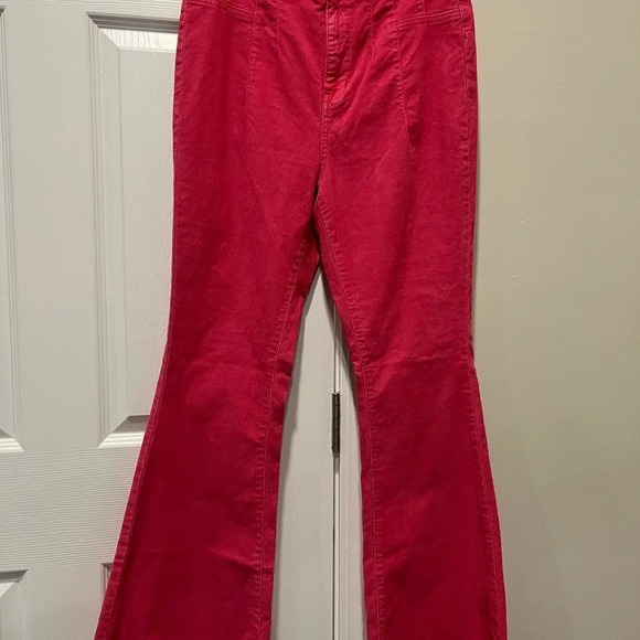 Free People
Jayde Cord Super High Rise Flared Jeans - Picture 5 of 12